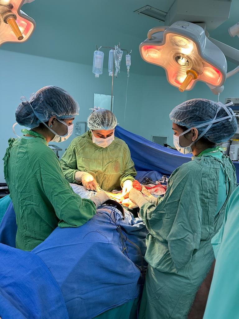 Gynecologist in Paschim Vihar